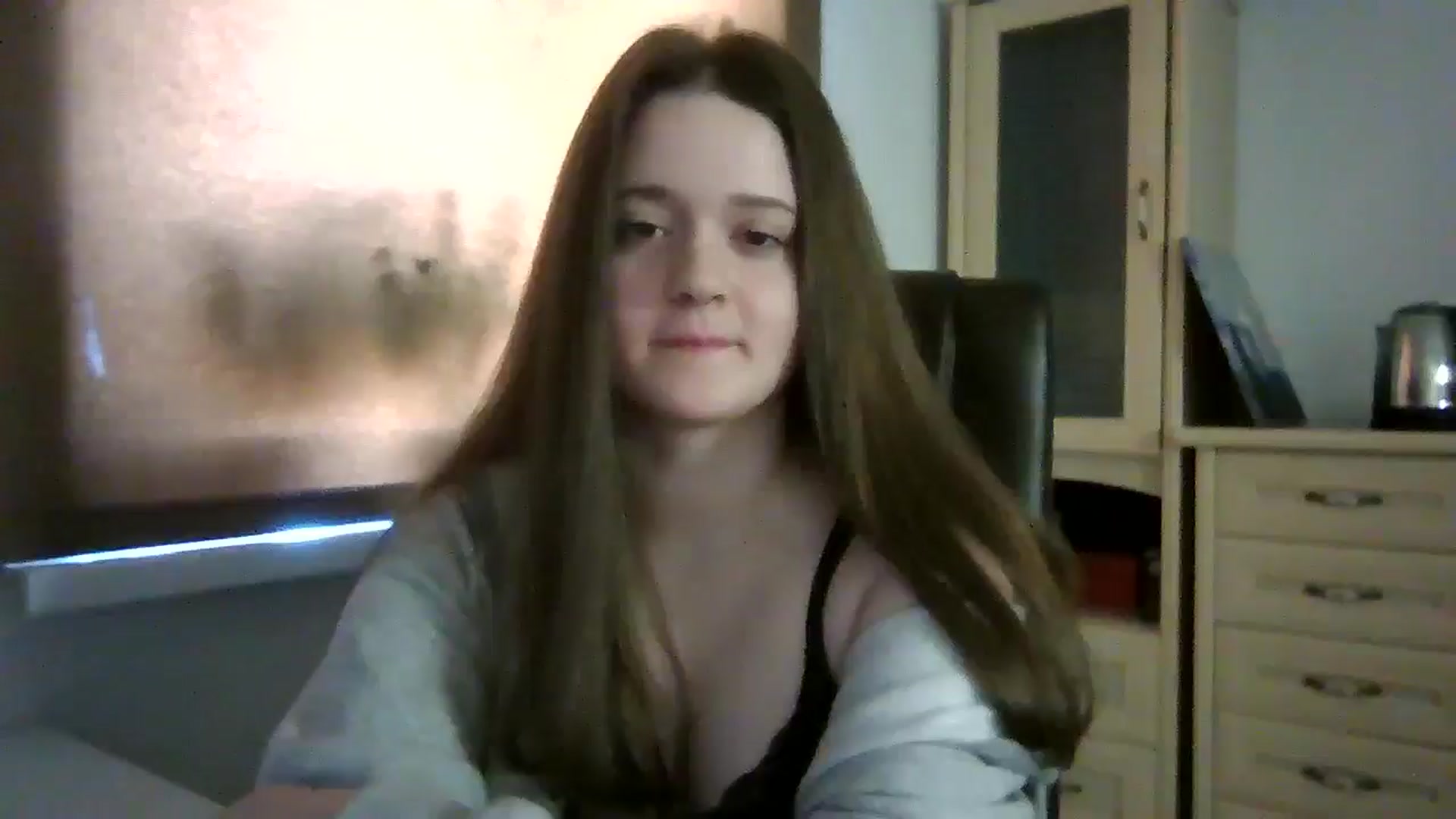 KiraDelys video thumbnail
