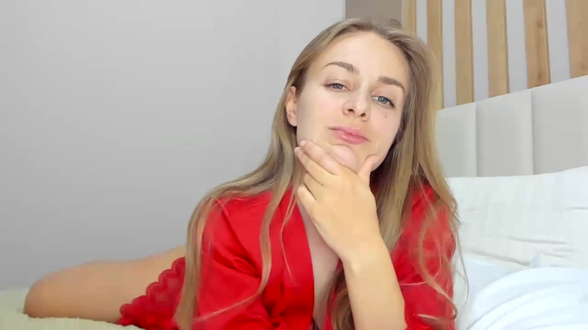 regular_girl video thumbnail