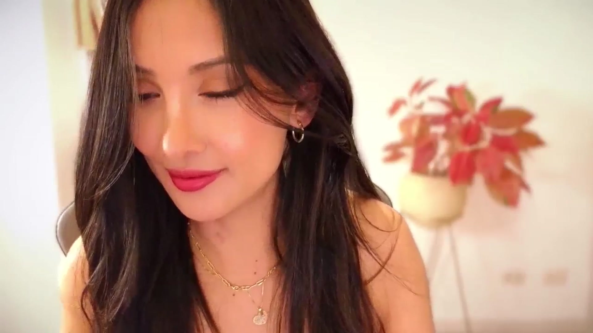 PaulaFer video thumbnail