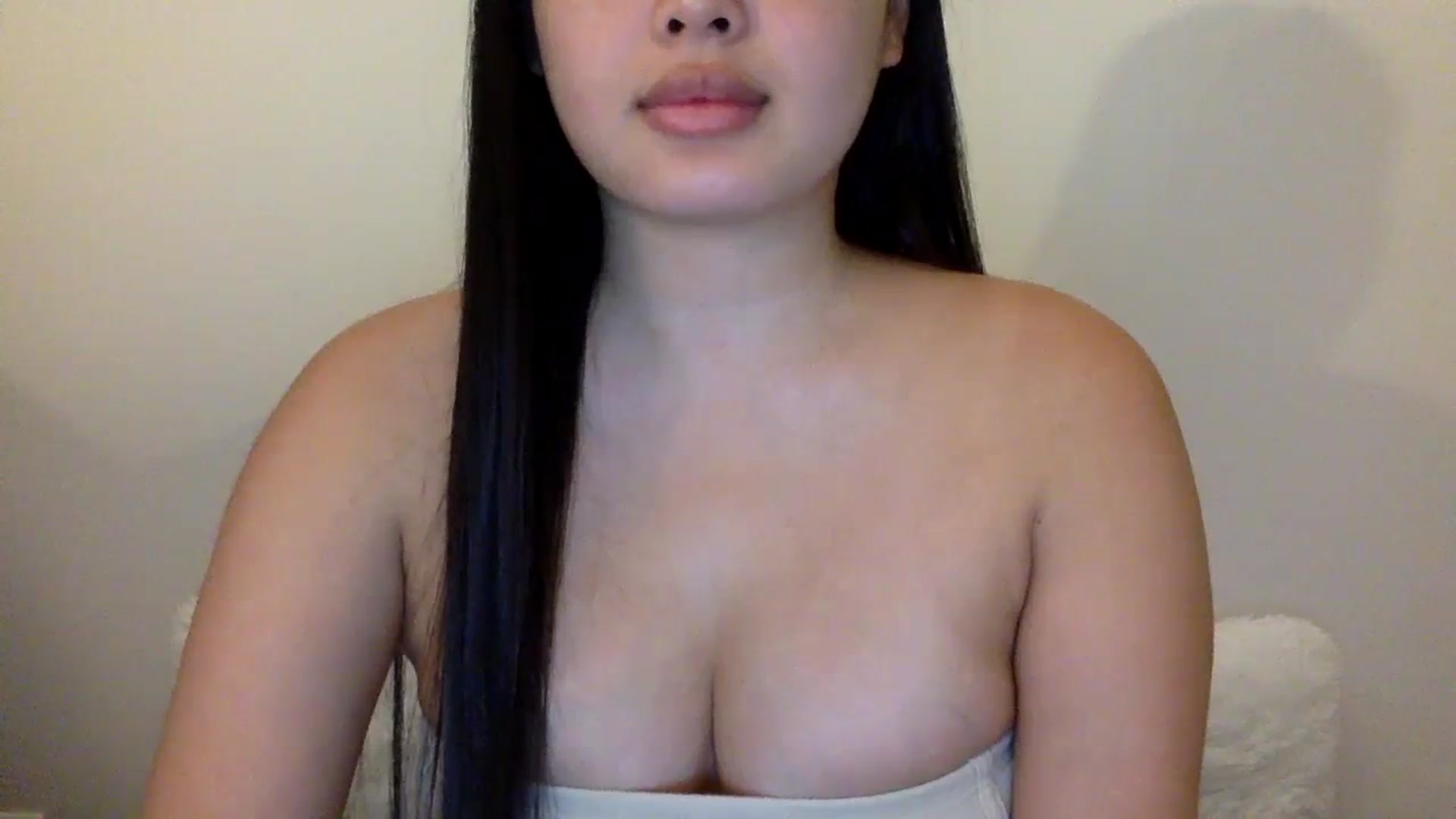 MsAkira video thumbnail