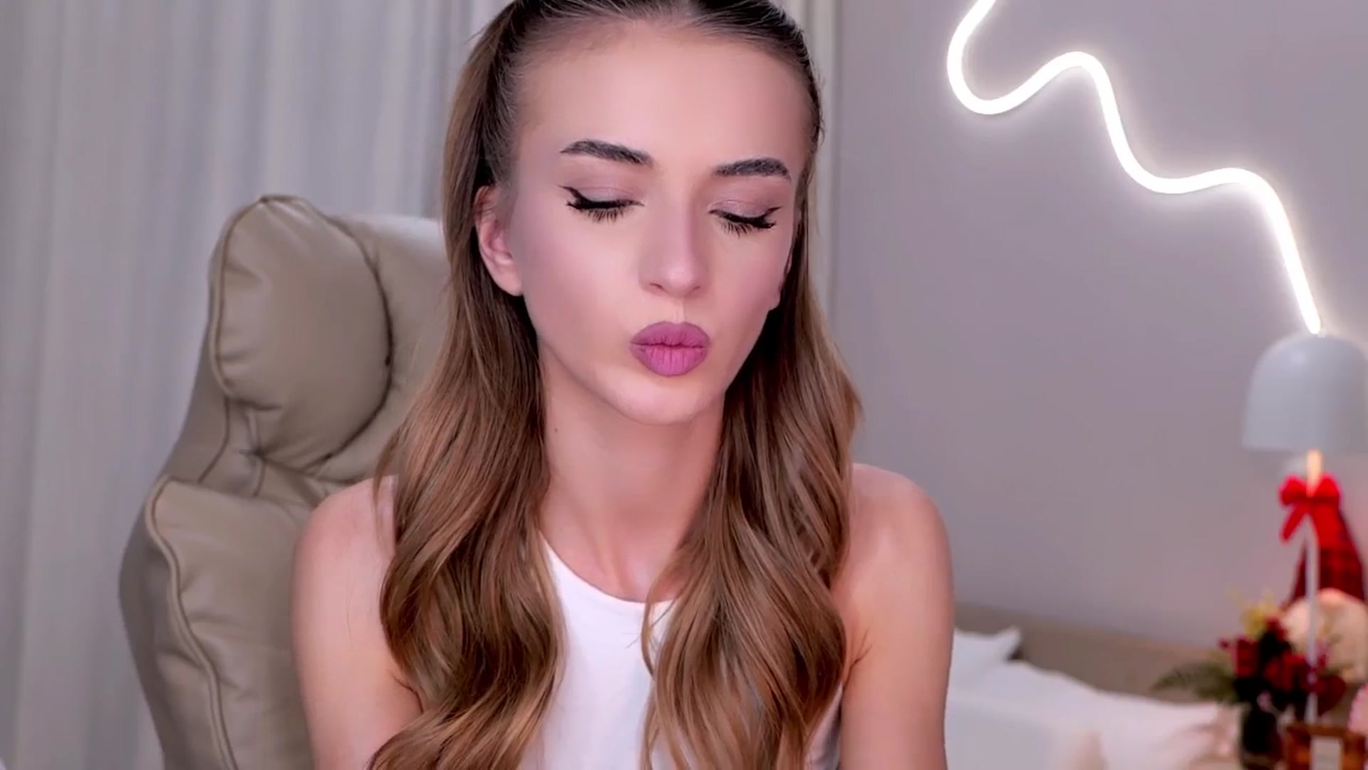 YannaJeen video thumbnail