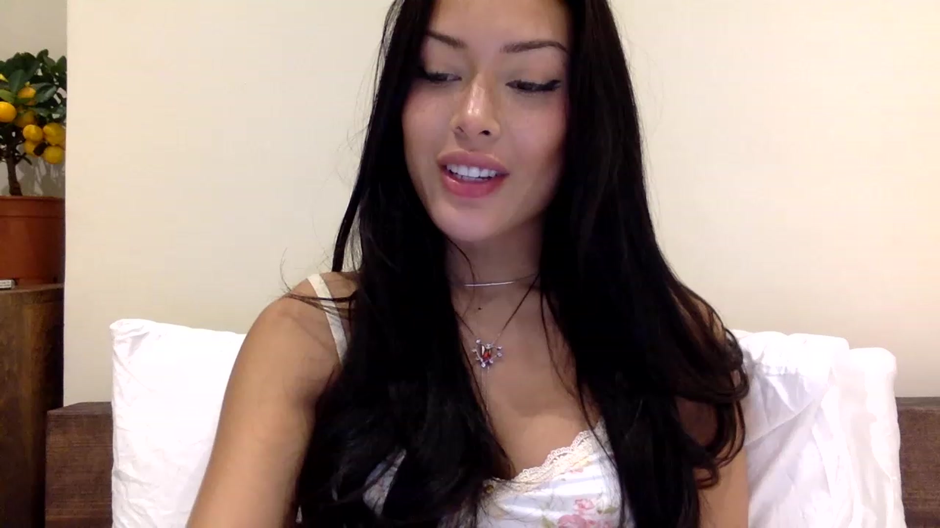 Miss_emiko video thumbnail