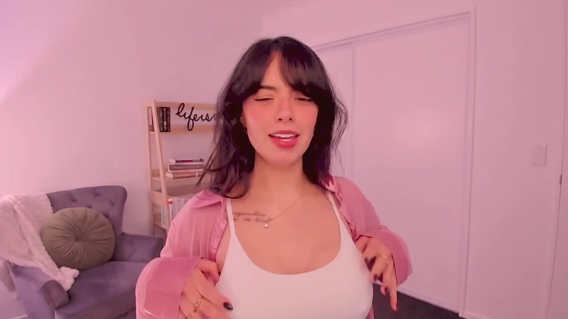 NinaDeLaCruz video thumbnail