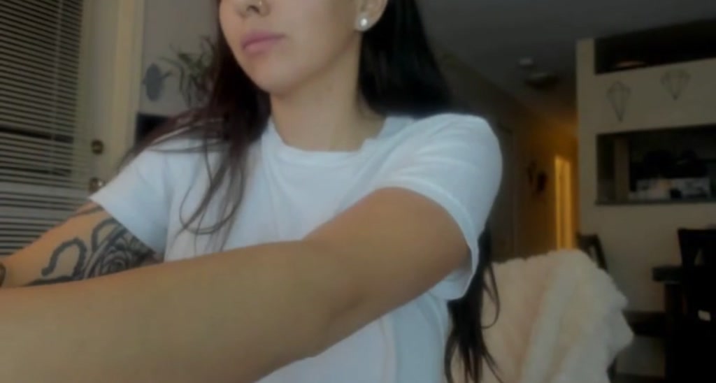 VickyAnonused video thumbnail