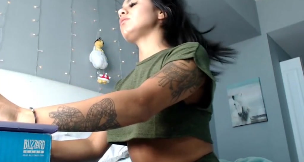 jizzgooglez video thumbnail