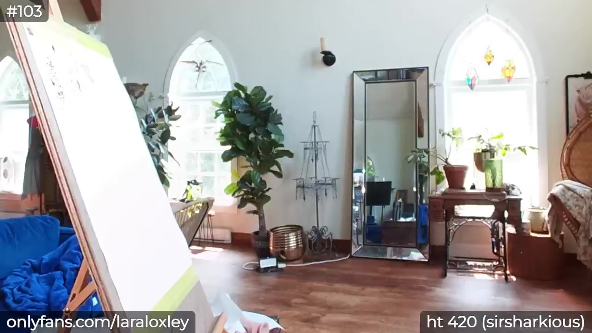 LaraLoxley video thumbnail