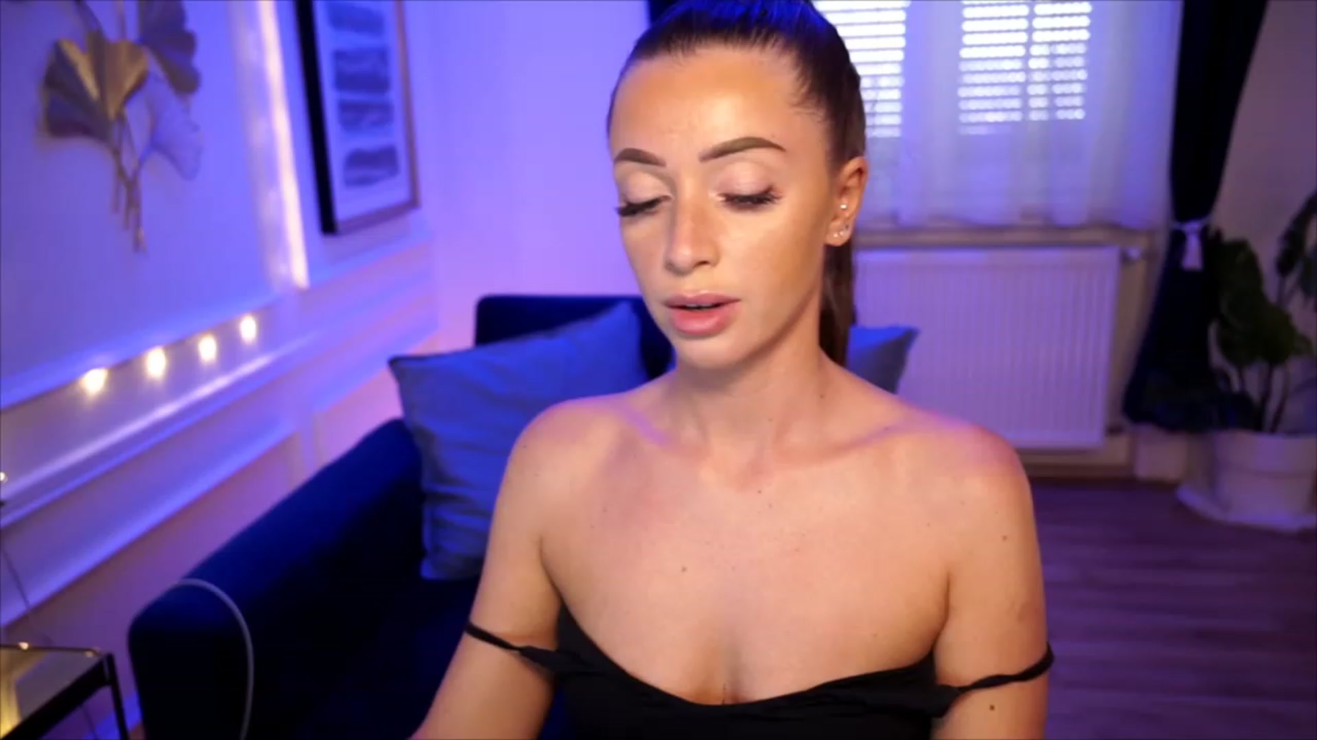 emma_ruby video thumbnail