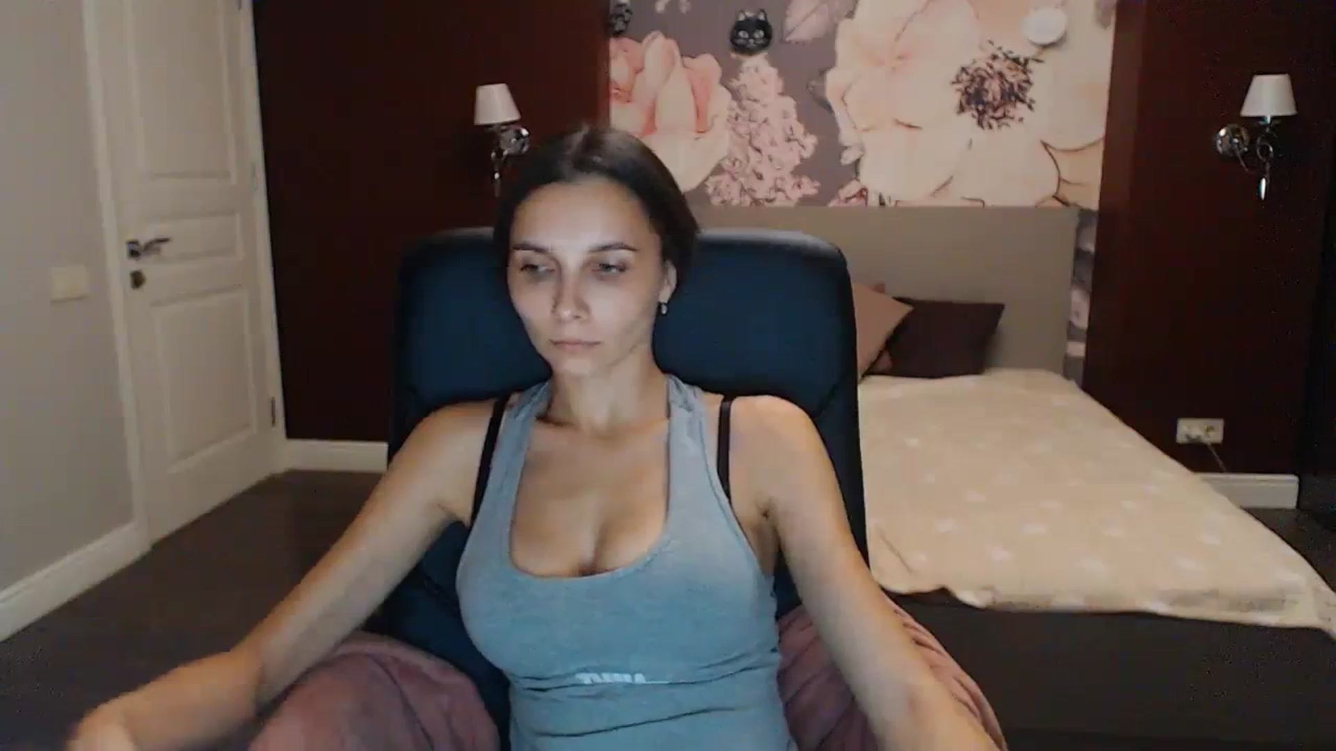 Karina_Mils video thumbnail