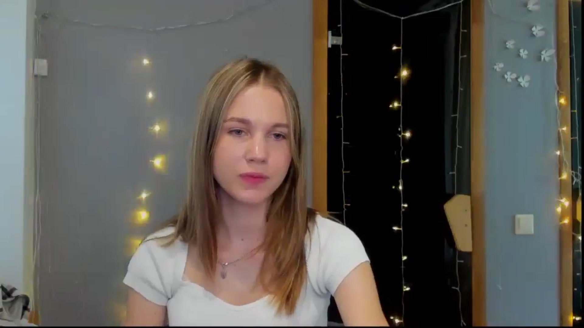Kate_Lewiss video thumbnail