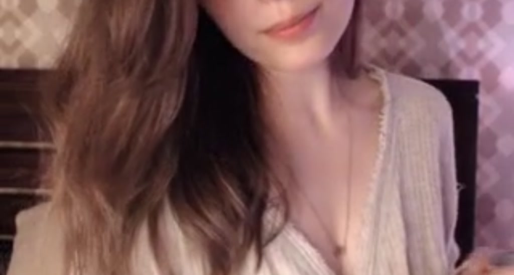 Bee_la video thumbnail