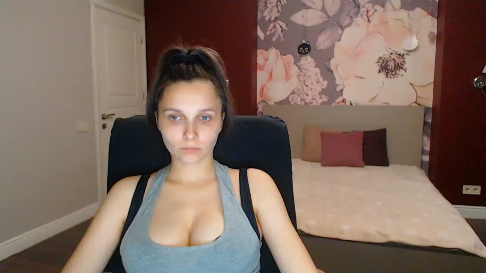 Karina_Mils video thumbnail