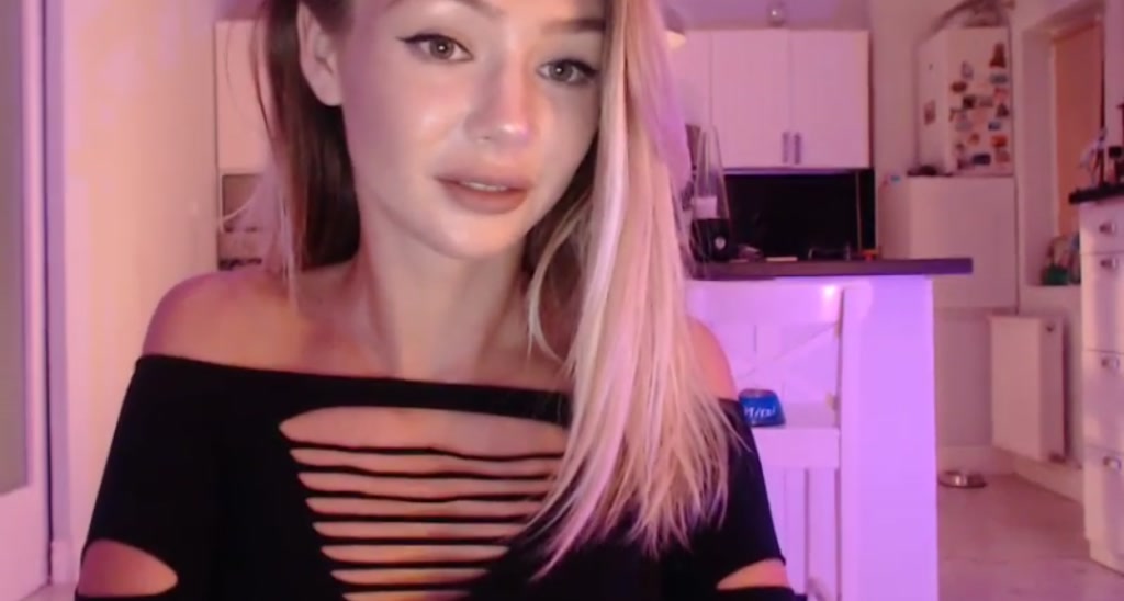 Yveline video thumbnail