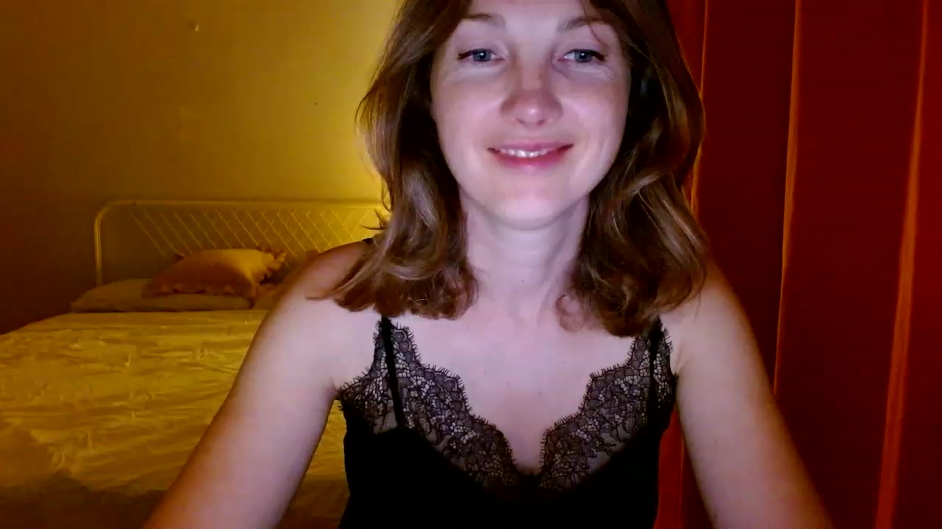 HappyAlise video thumbnail