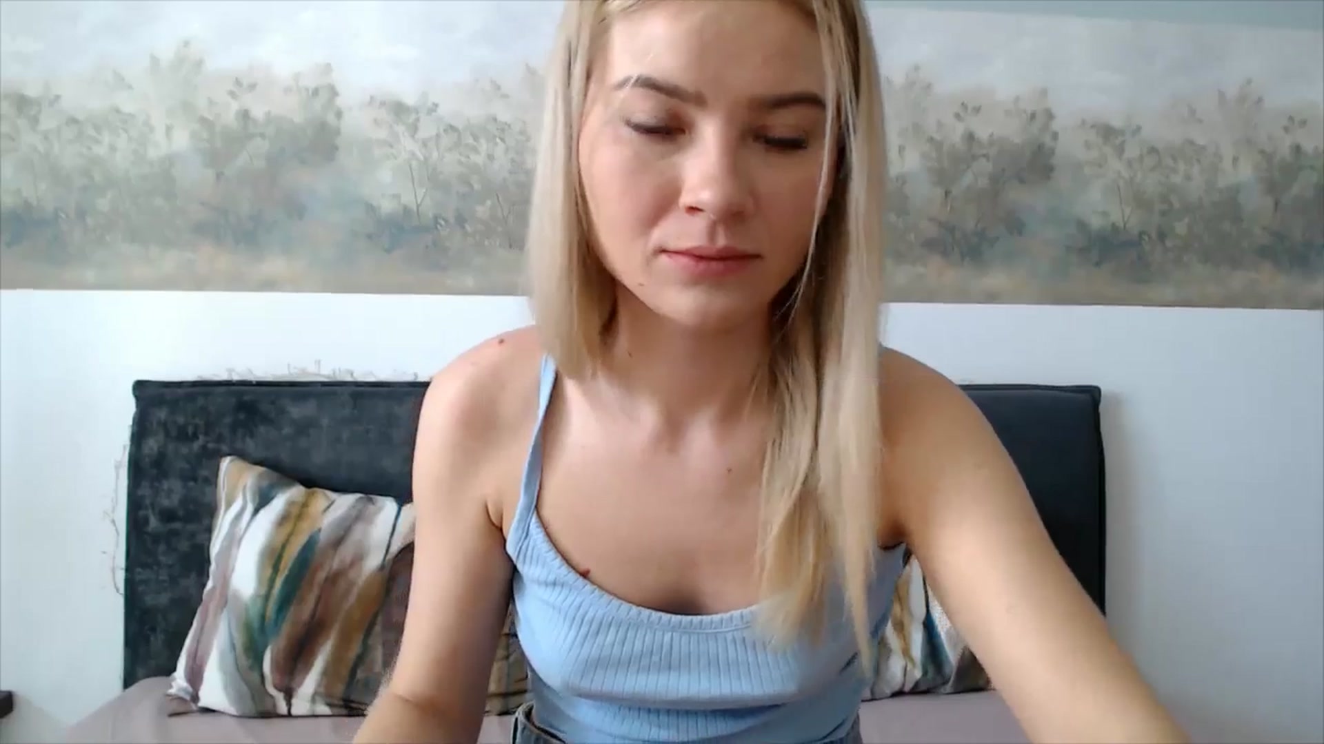 fiancee video thumbnail