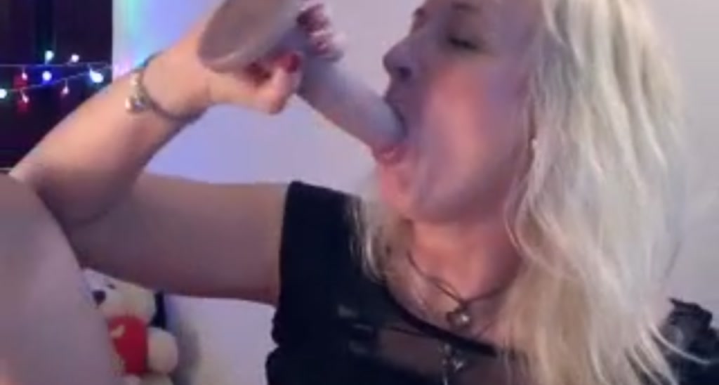 MoniCutex video thumbnail