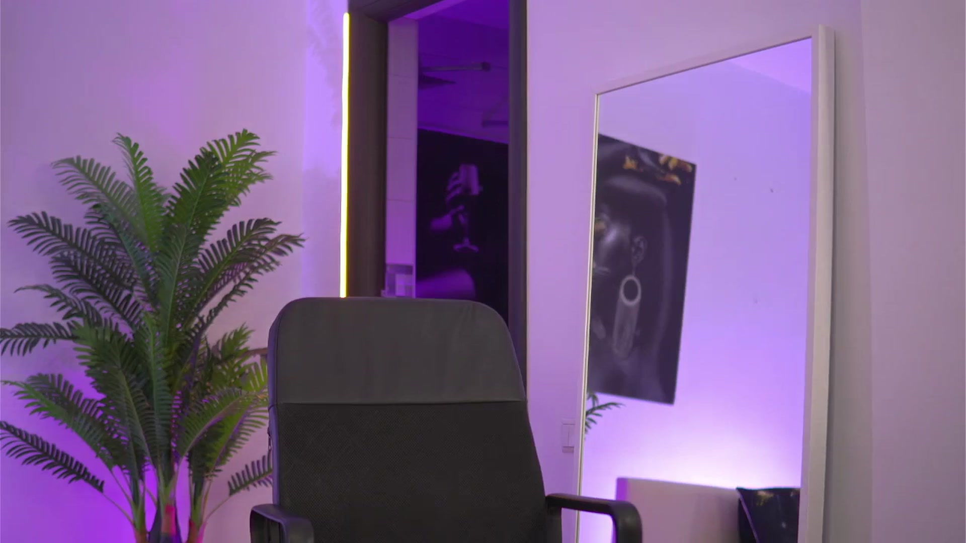 EllenKarter video thumbnail