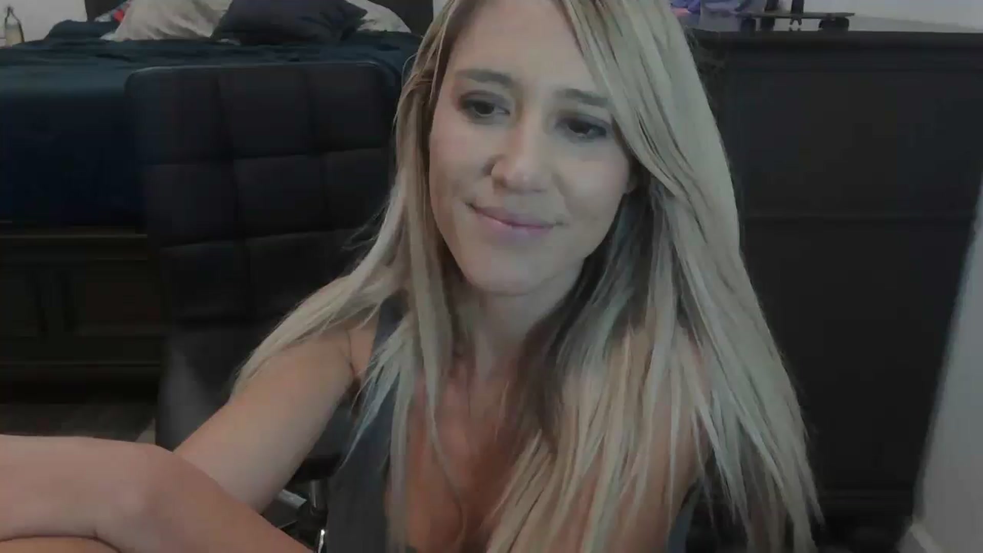 blondmilf92 video thumbnail