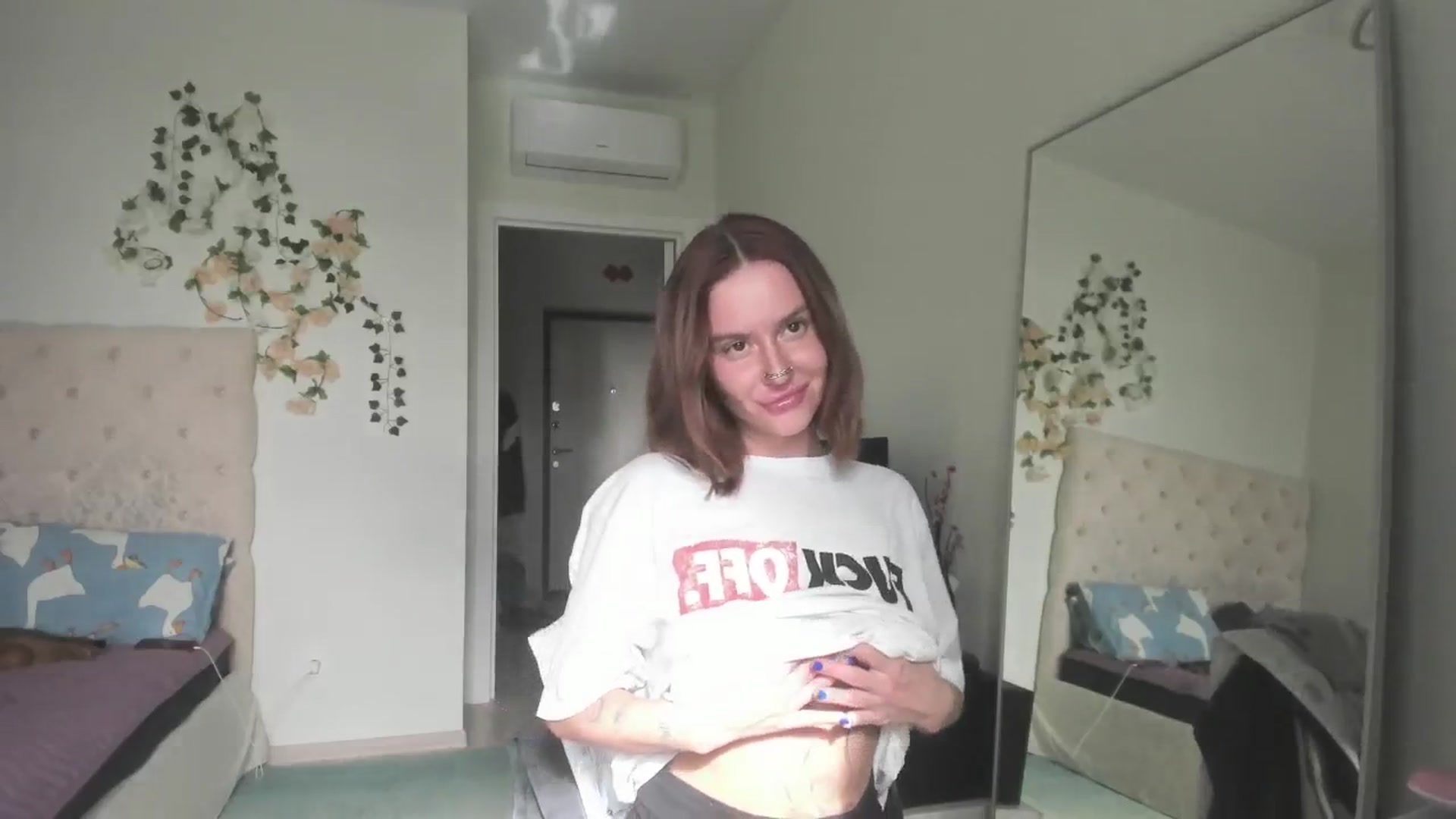 CUTEEE video thumbnail