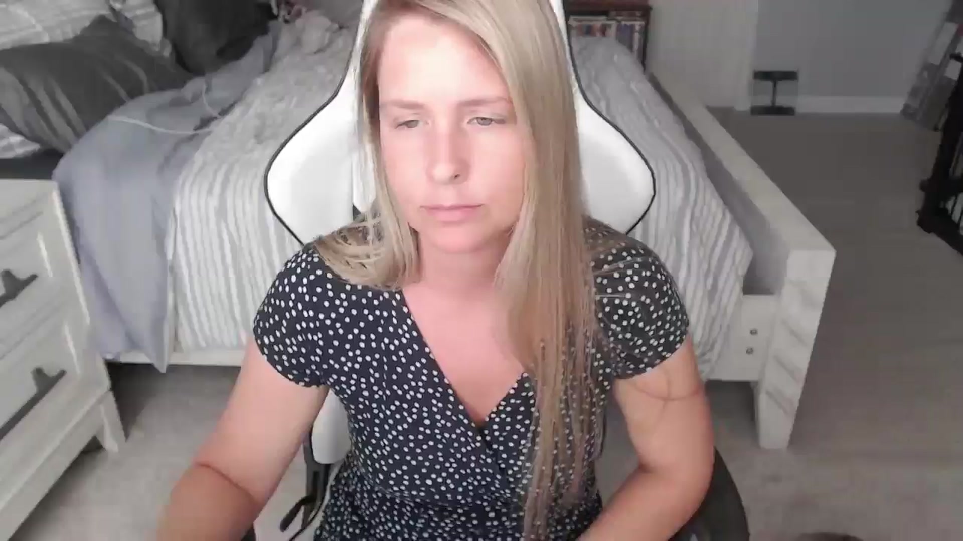 ZenZoey video thumbnail