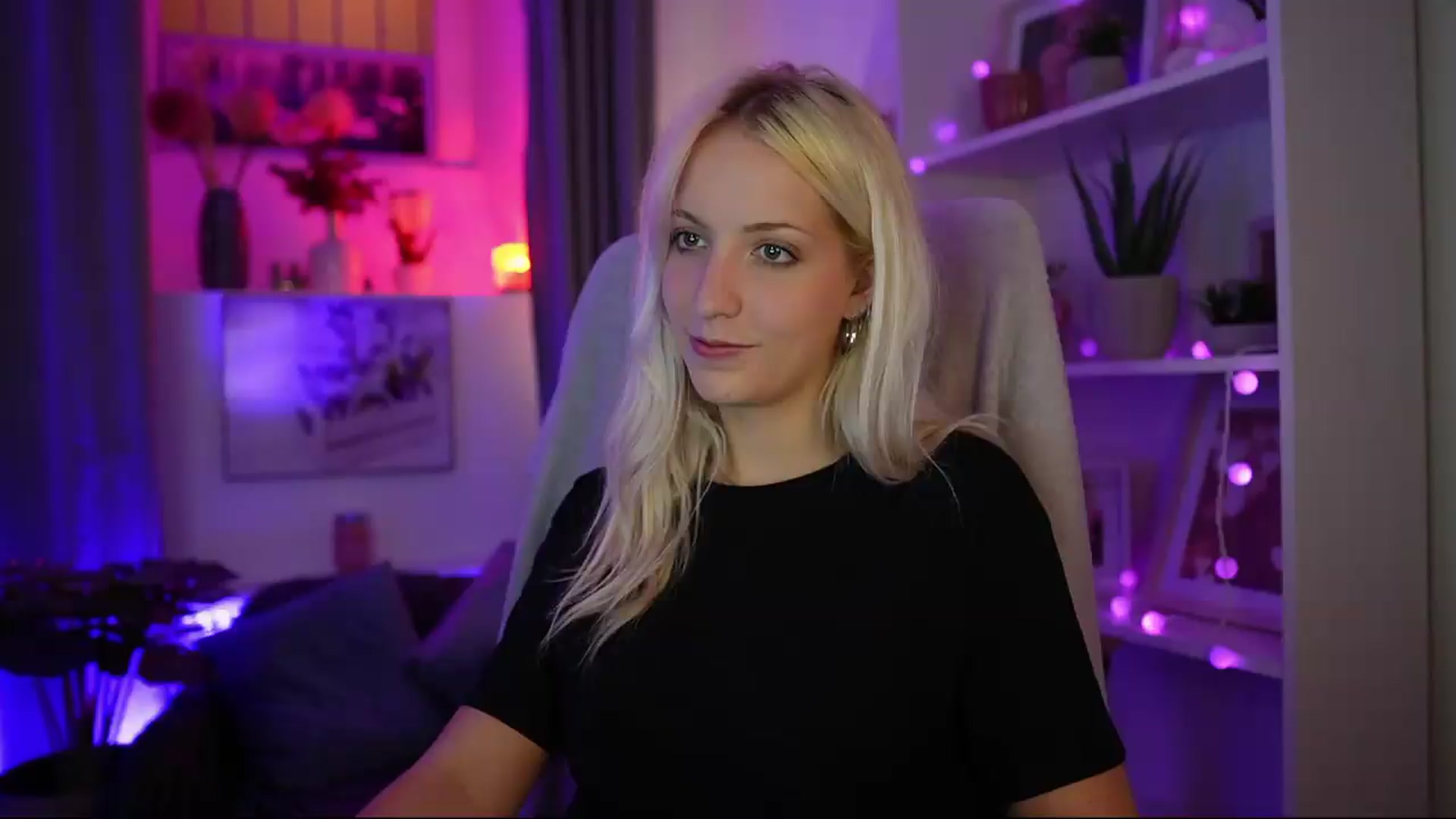 Lucy_Cutie video thumbnail