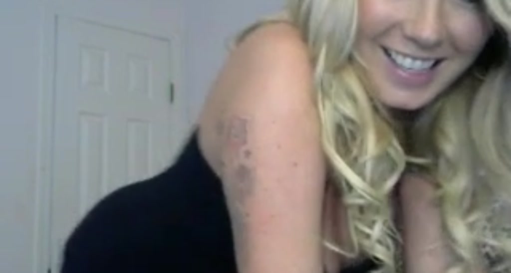 JuicyJamie_69 video thumbnail