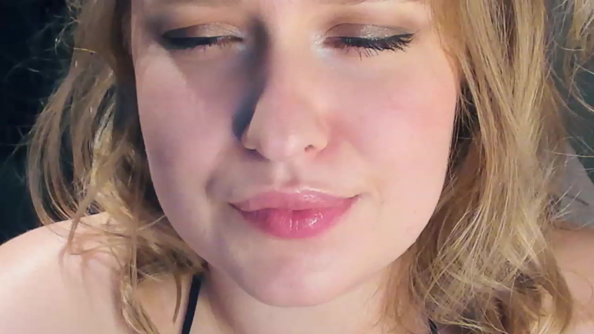 SensualAdict video thumbnail
