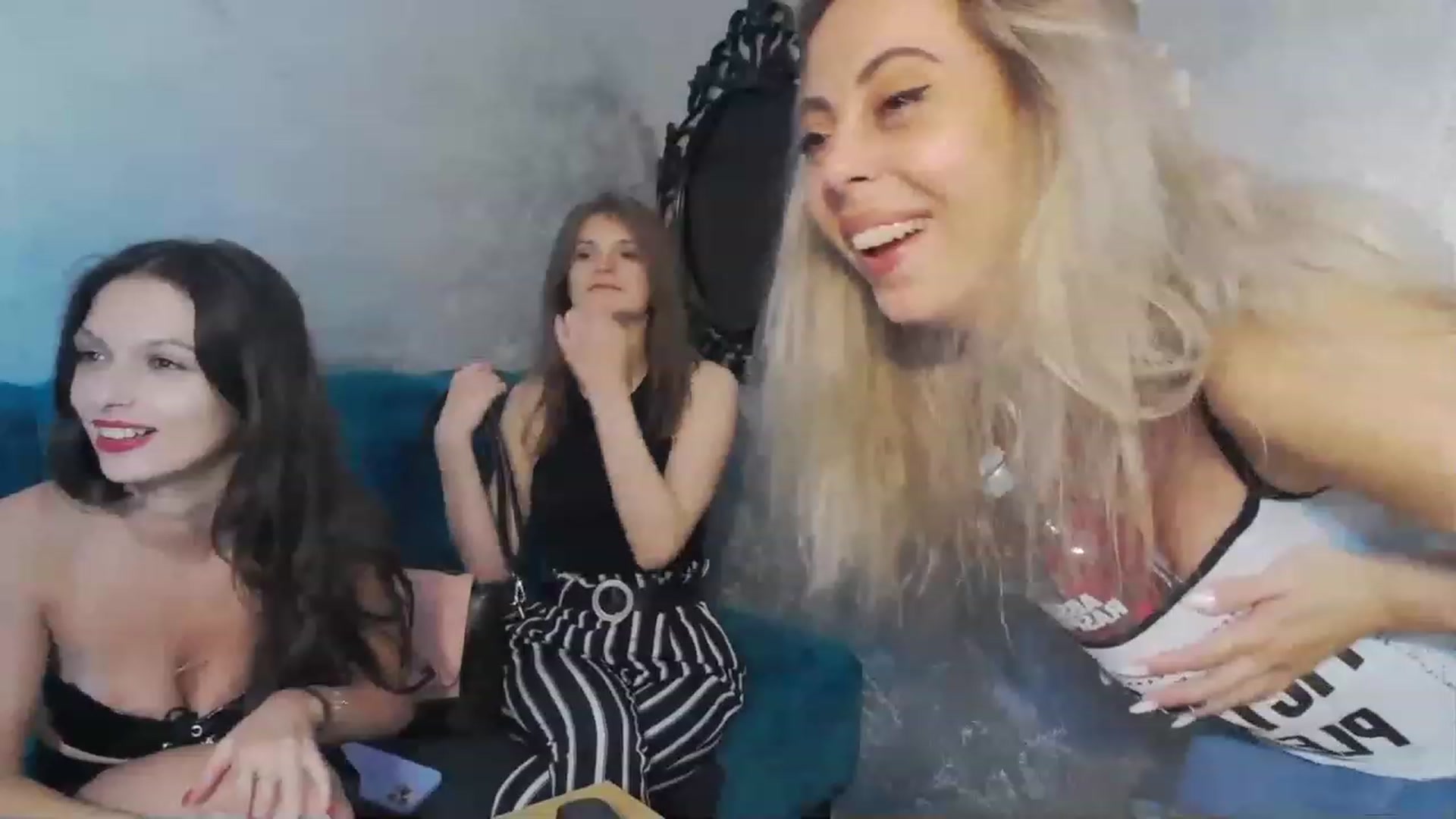 EmilyLax video thumbnail