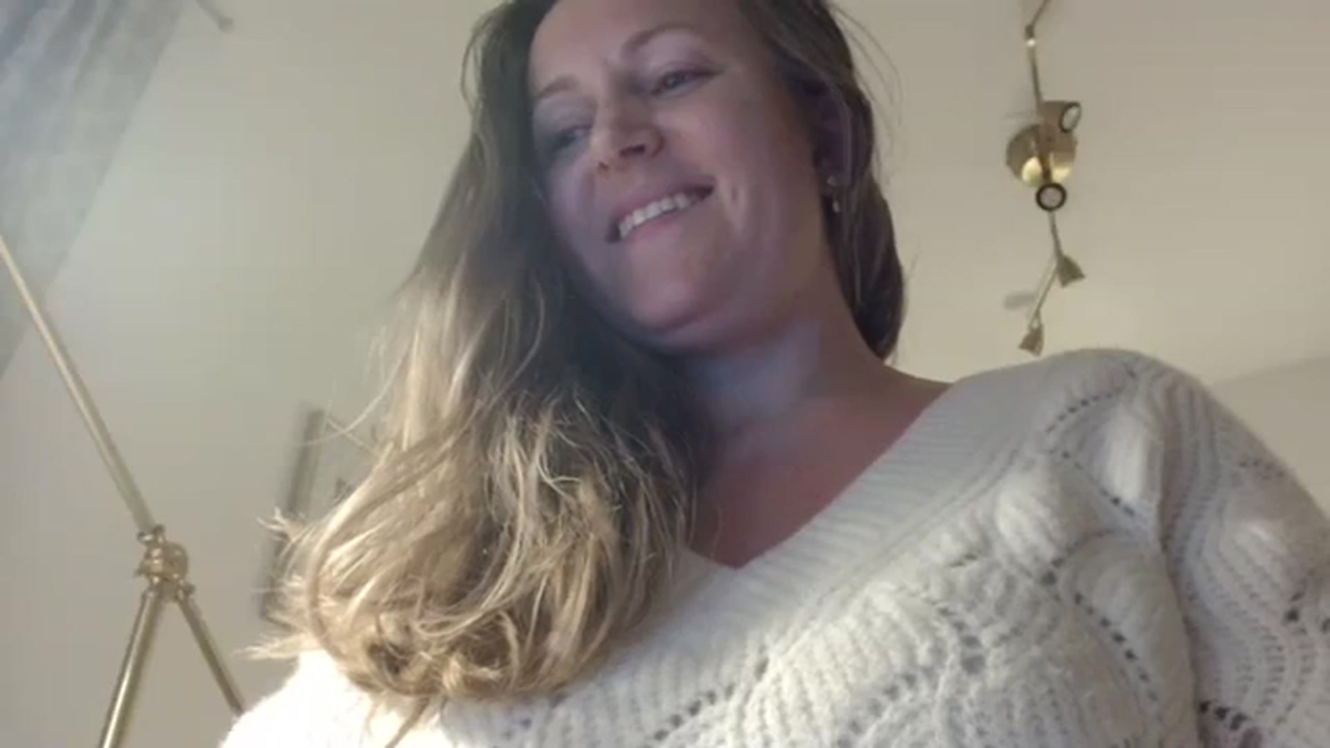 JustLily video thumbnail