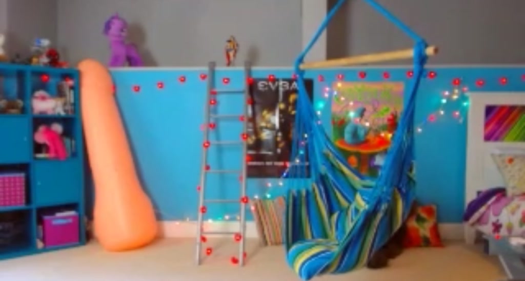 MissMolly_ video thumbnail