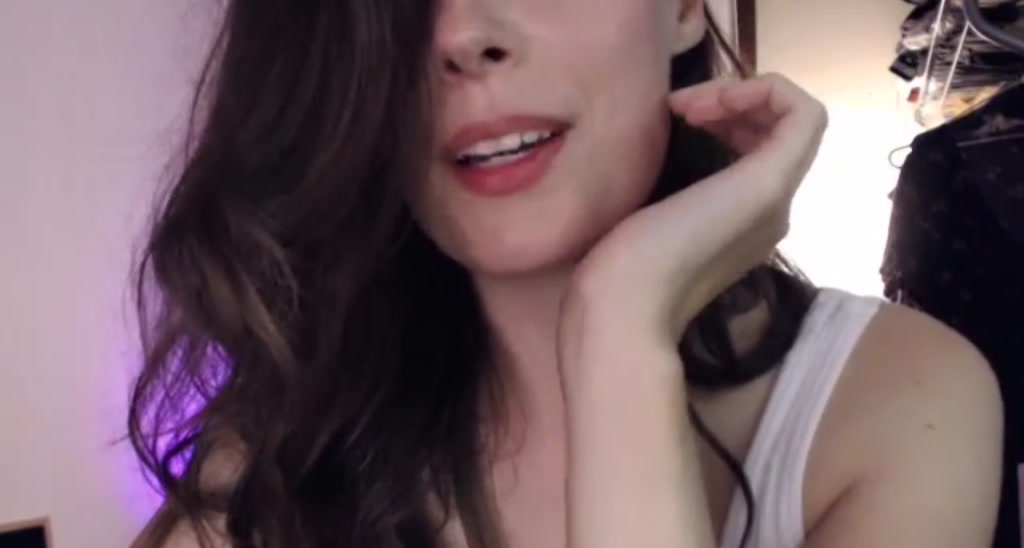 Bee_la video thumbnail