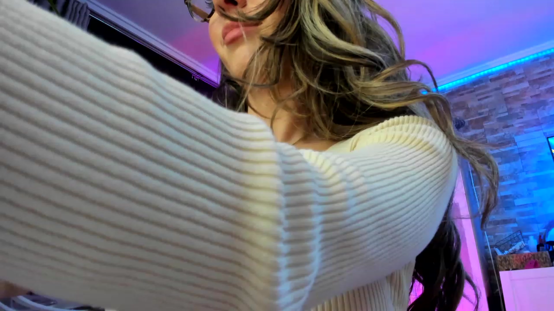 AnooKiss video thumbnail