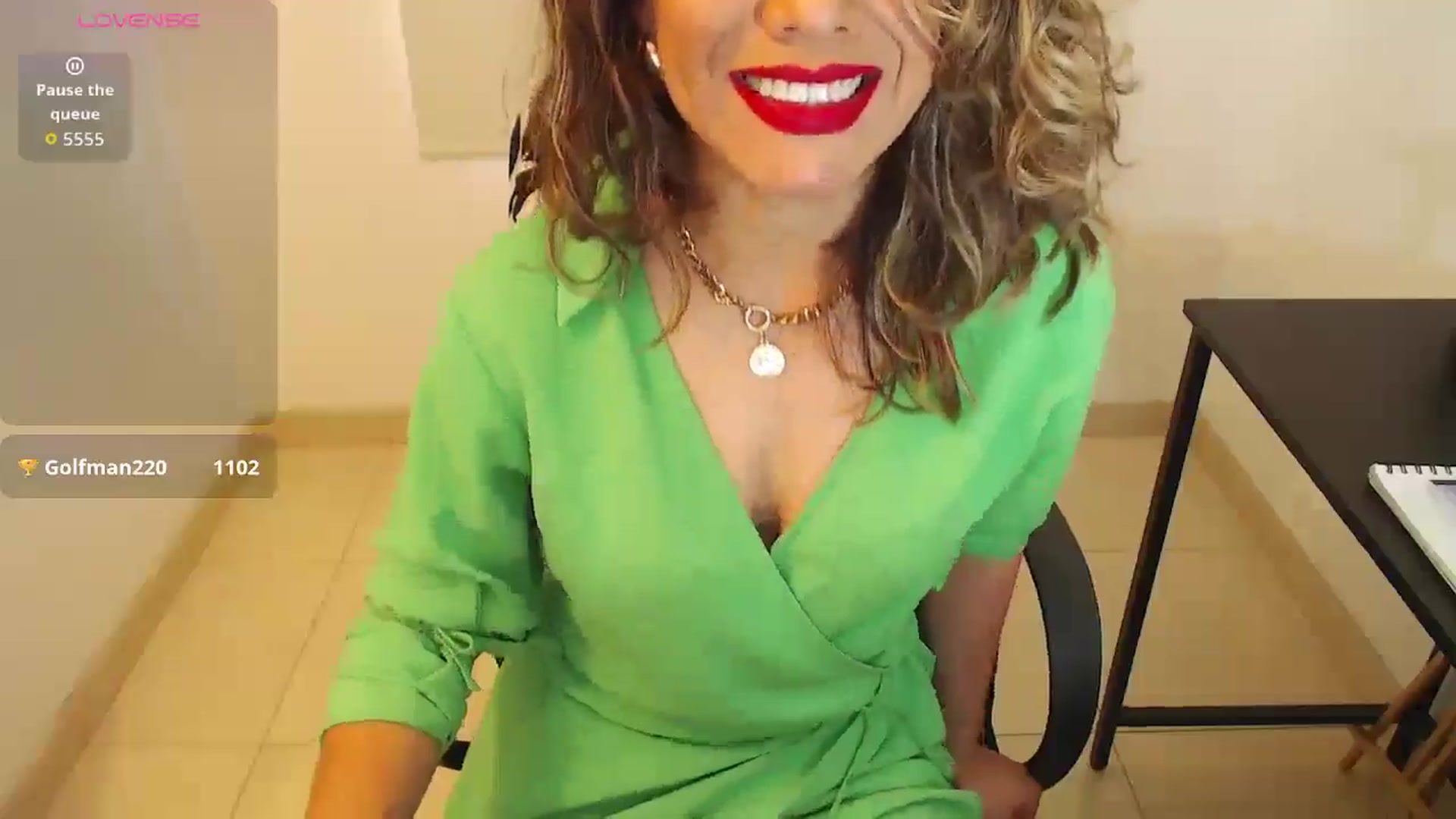 office_secret video thumbnail