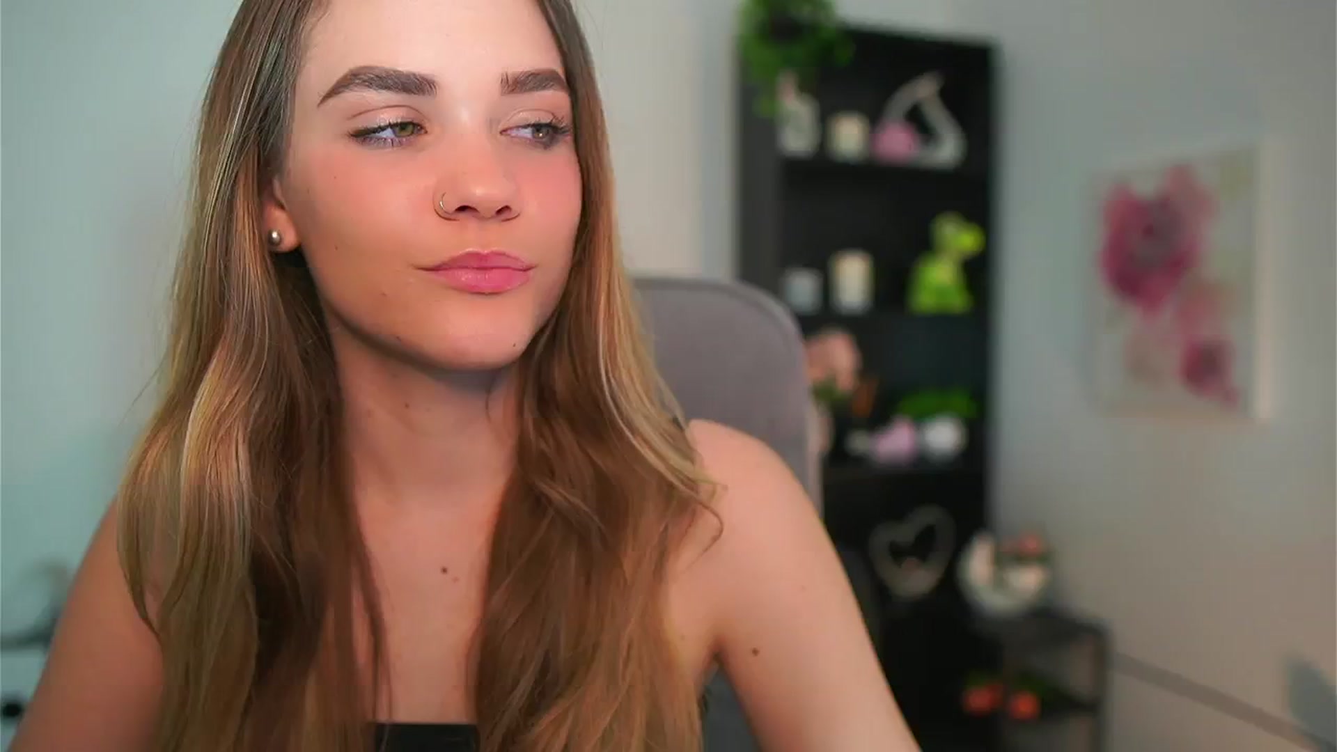Skyla_Novea_ video thumbnail