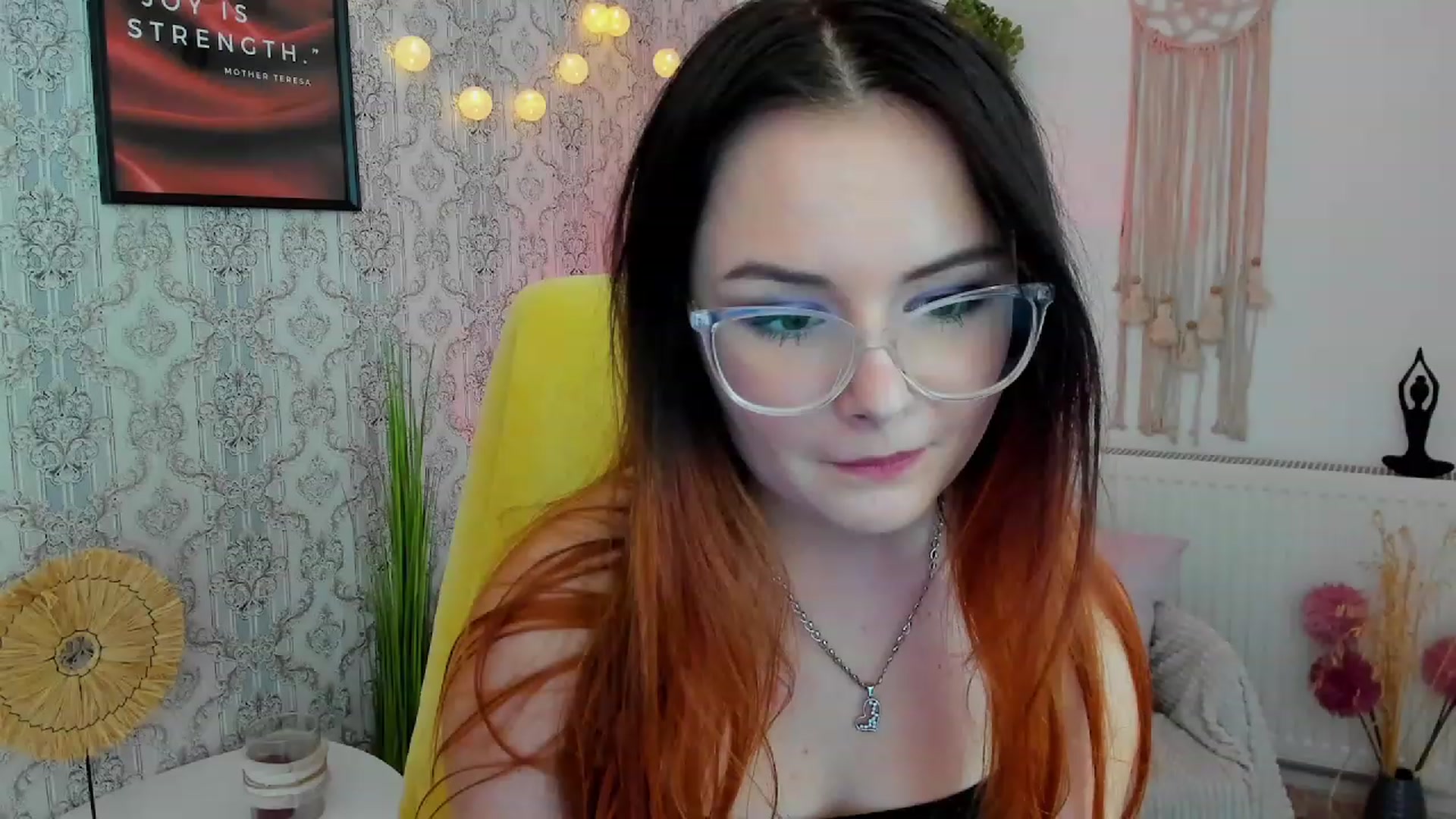 Hazel_Moore18 video thumbnail