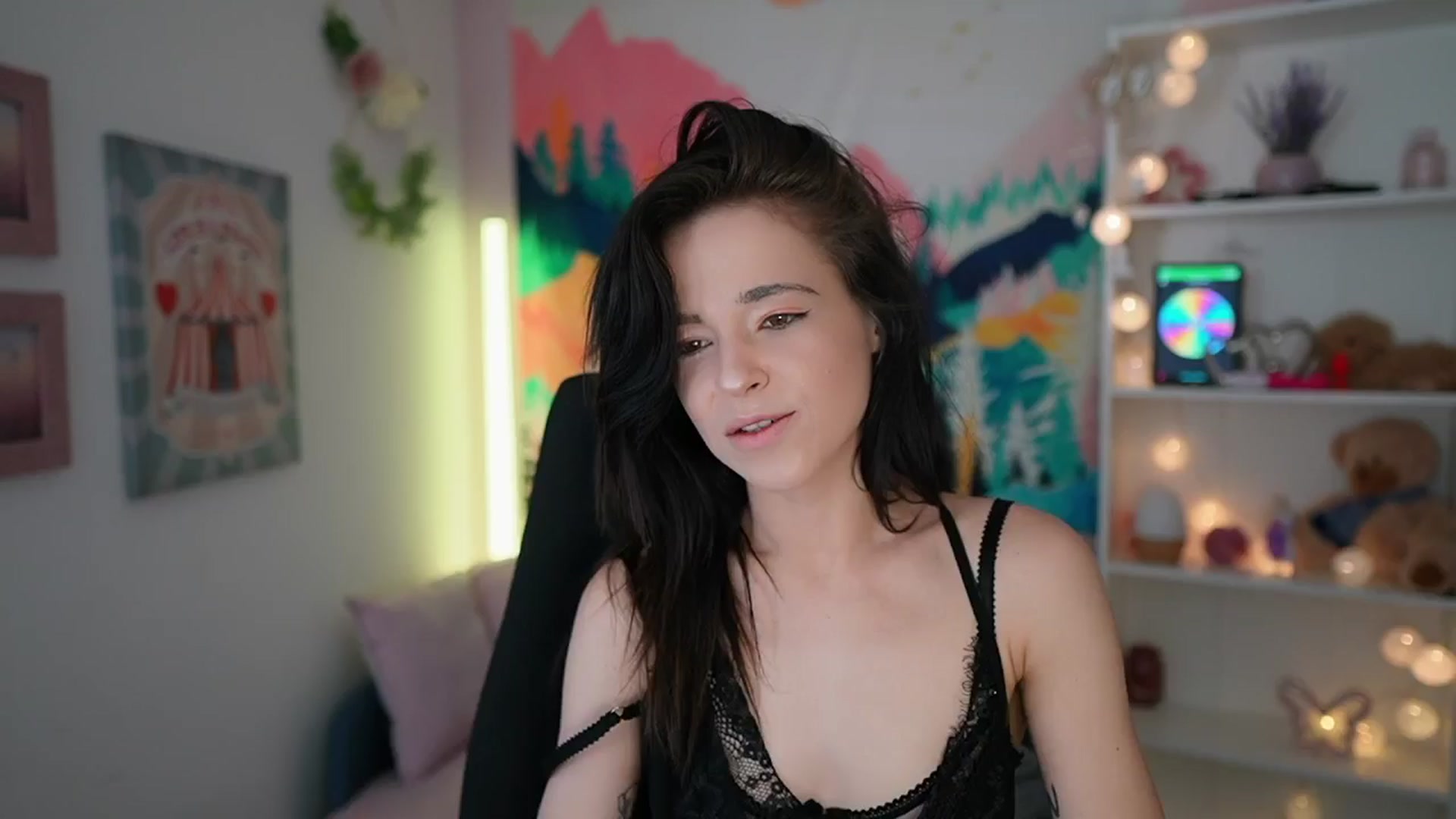 Jasmine_Black video thumbnail