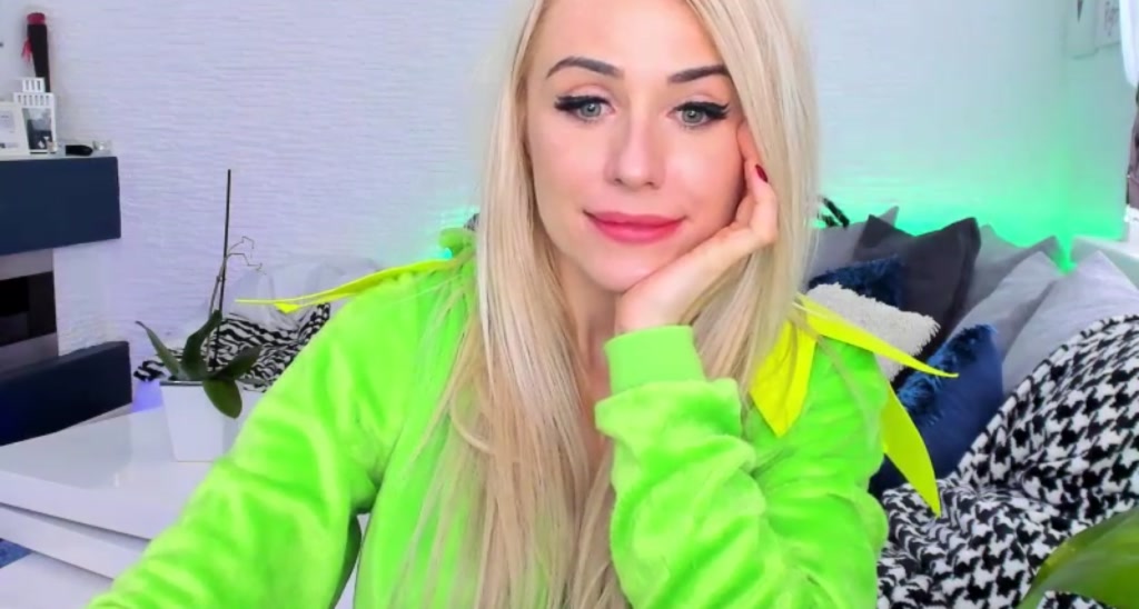 Babylicious_N video thumbnail