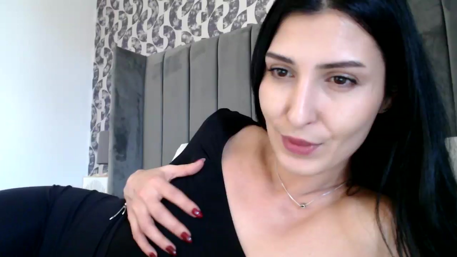 Yara_77 video thumbnail