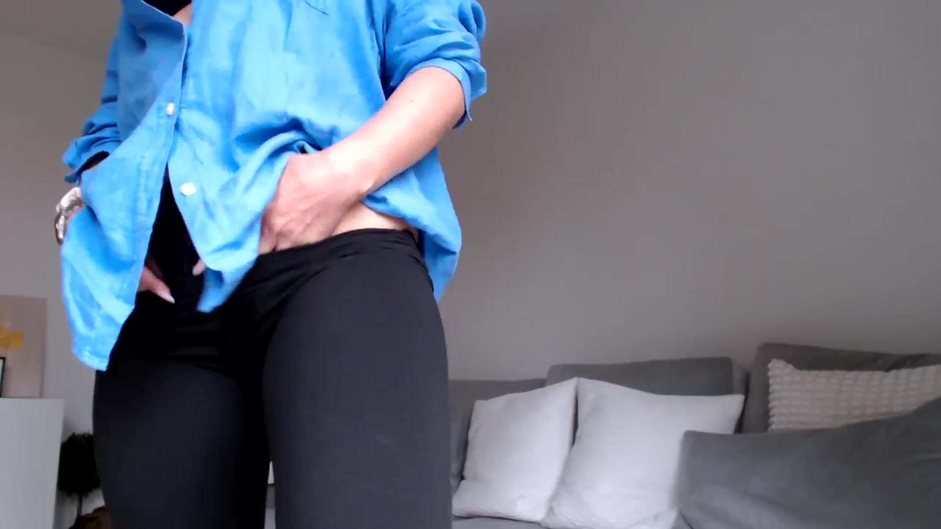 LeaIson video thumbnail