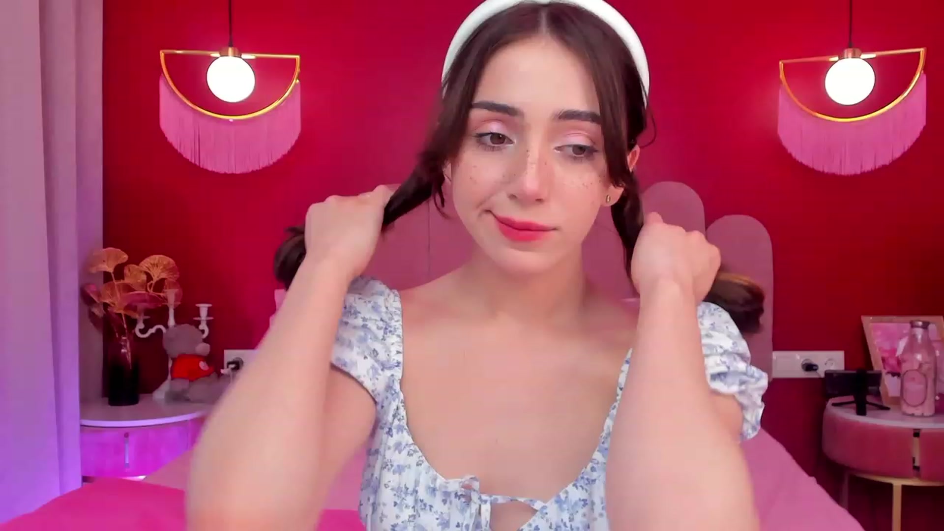 ElsaYoung video thumbnail