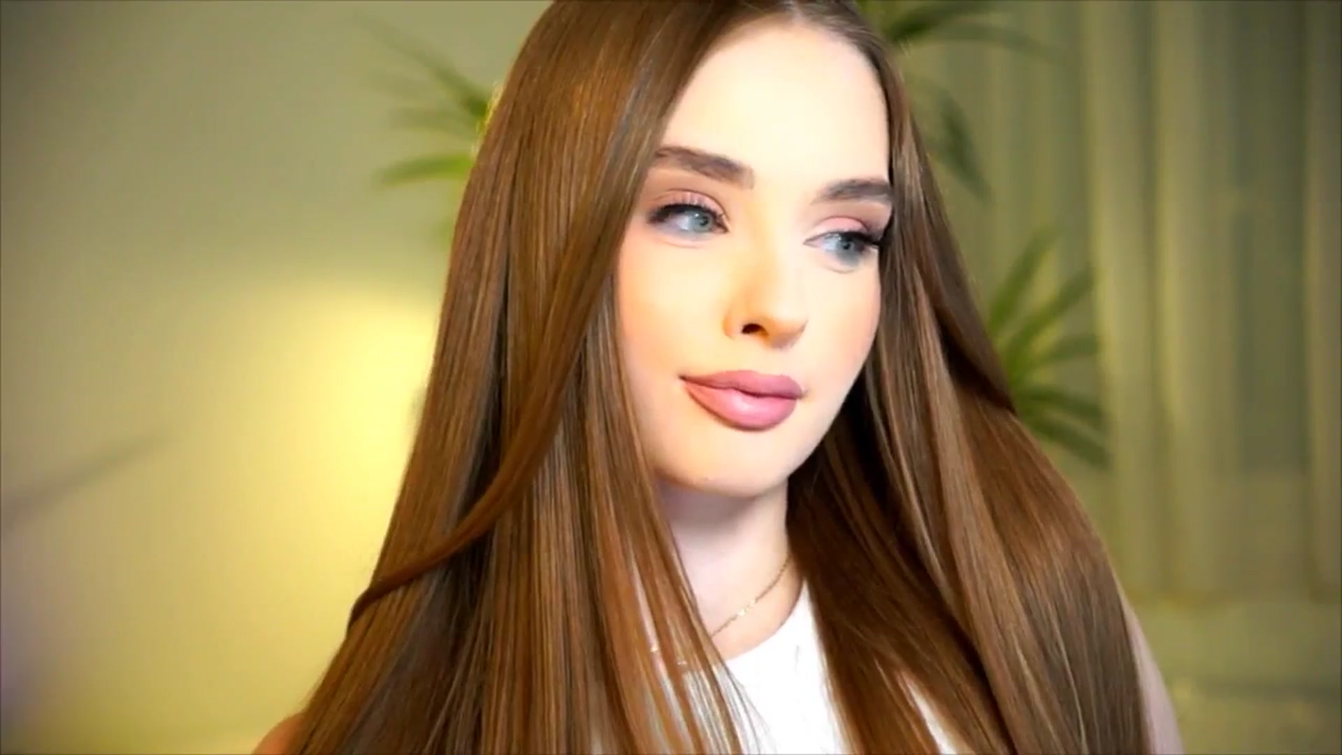 petitegonwild video thumbnail
