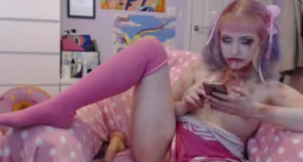 PeachyPie96 video thumbnail