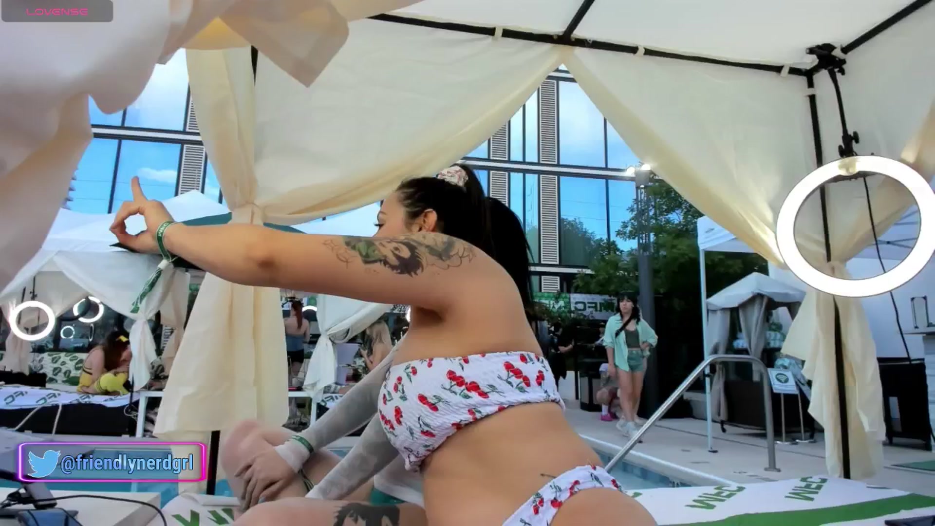 Alyx_Singer video thumbnail