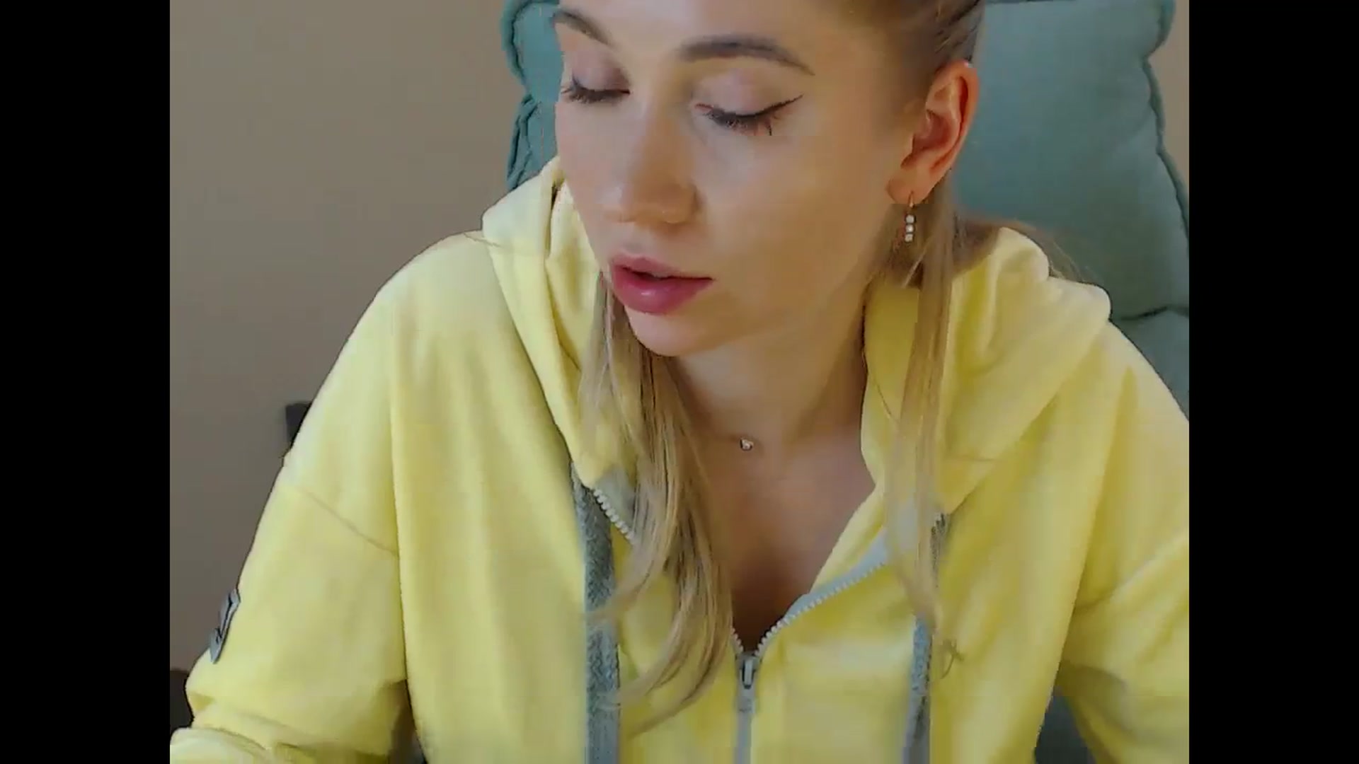 Miss_Sylvia video thumbnail