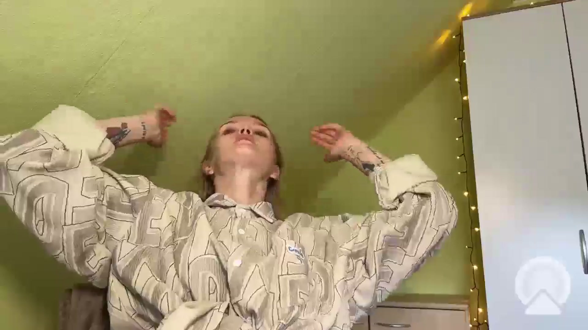 BlondeVixen_A video thumbnail