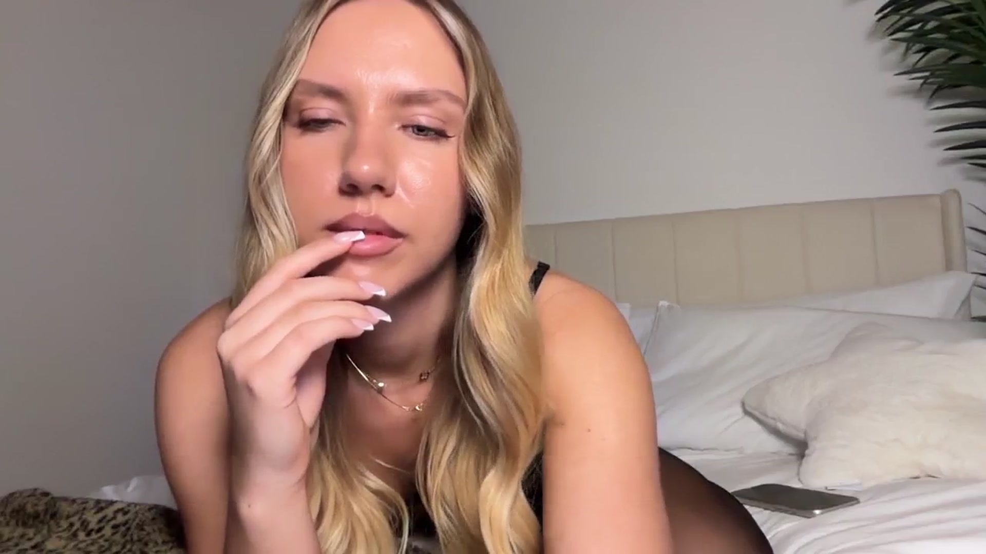 Maria_x1 video thumbnail