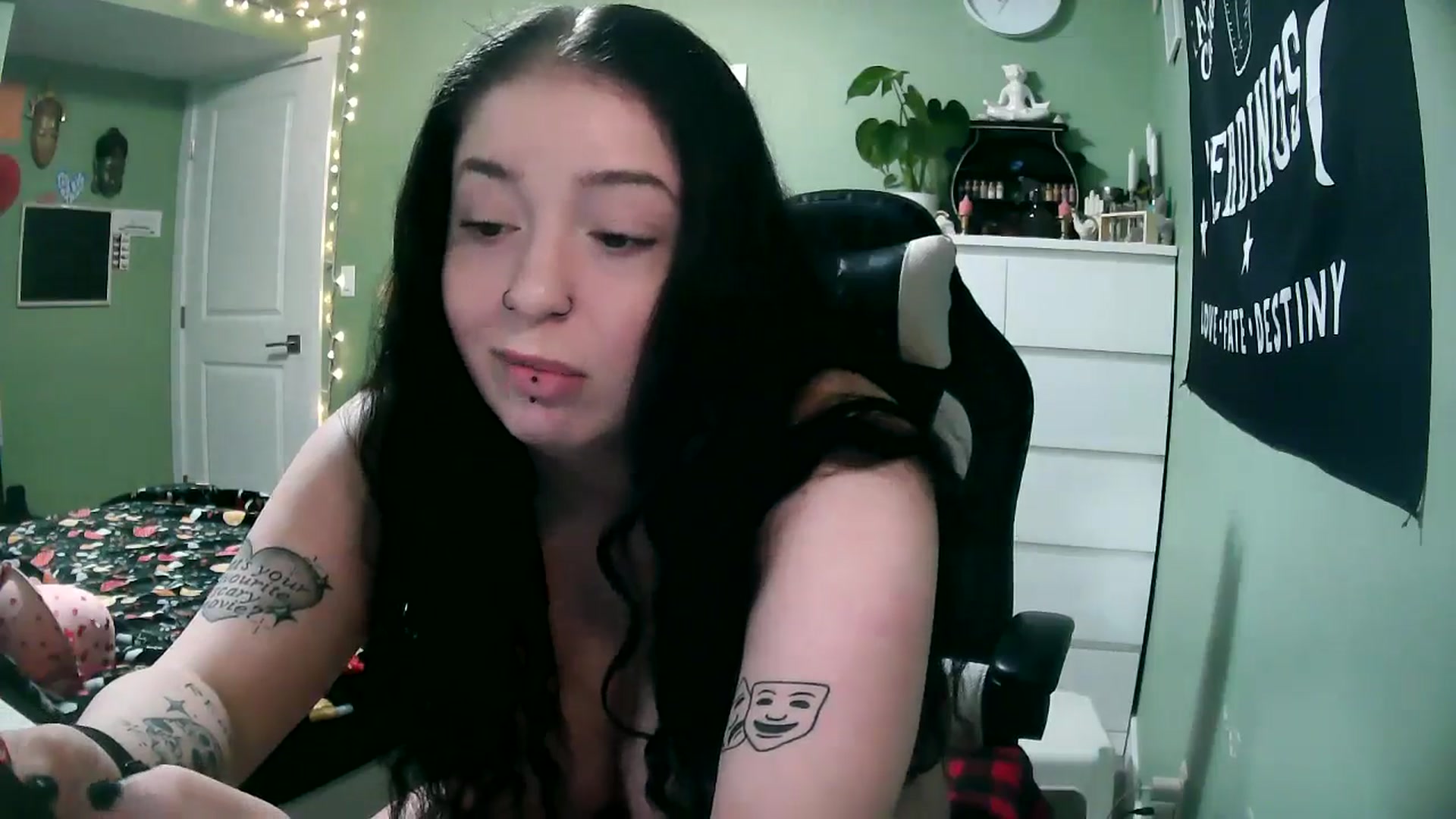 ScarletxRae video thumbnail