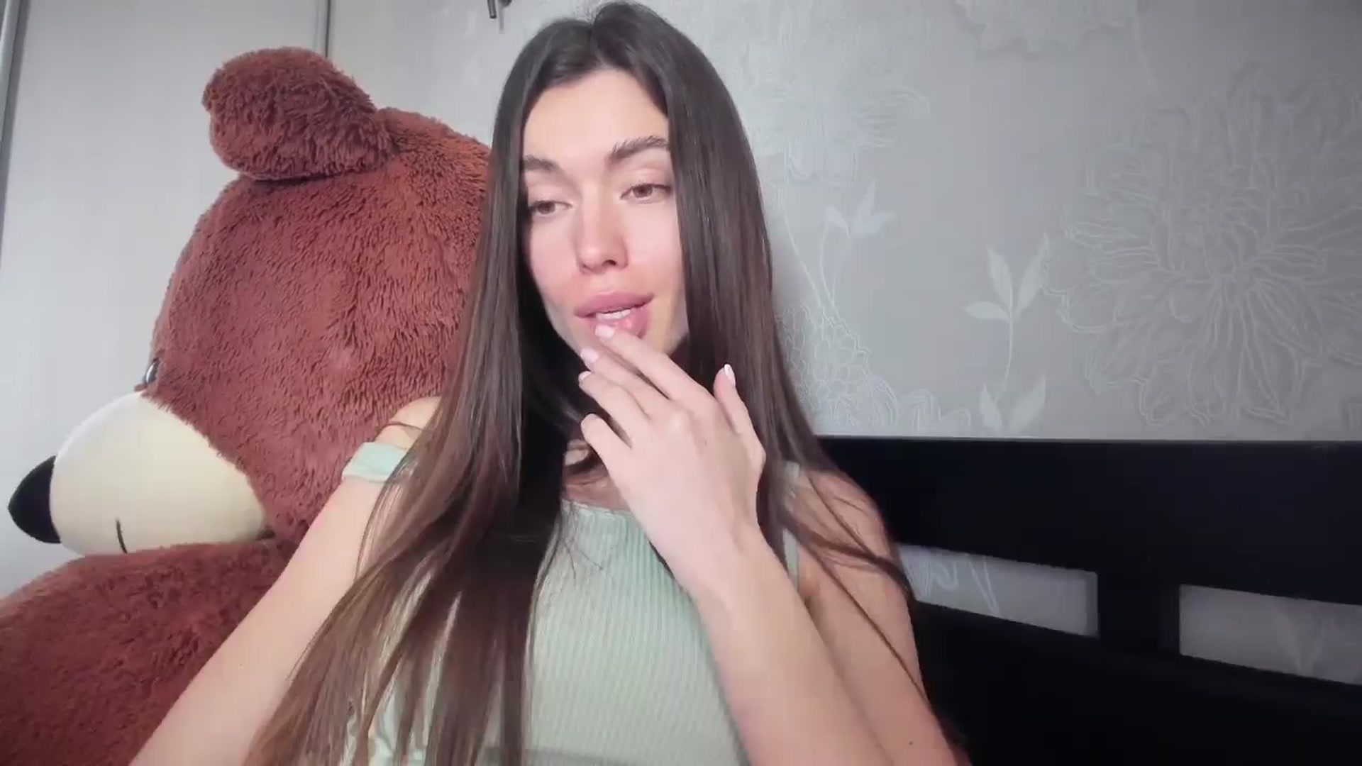 laurensaenz video thumbnail
