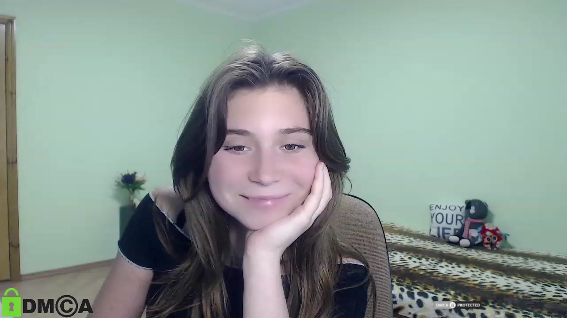 MonicaaCute video thumbnail