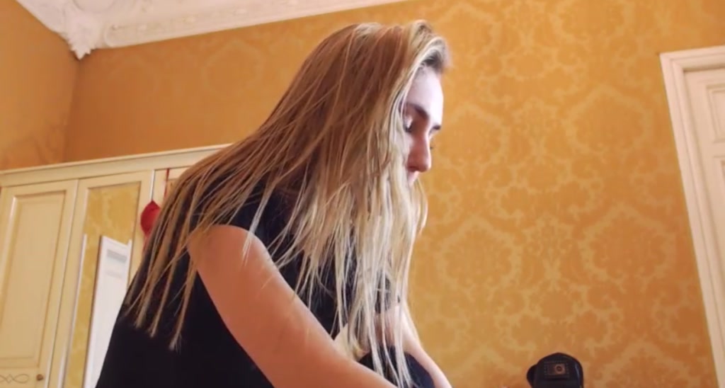 IzzzyDoesIt video thumbnail