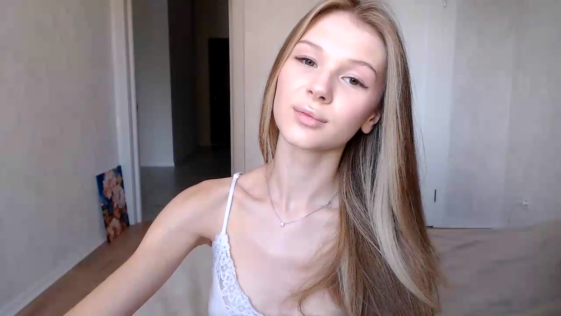 CuteBlonde video thumbnail